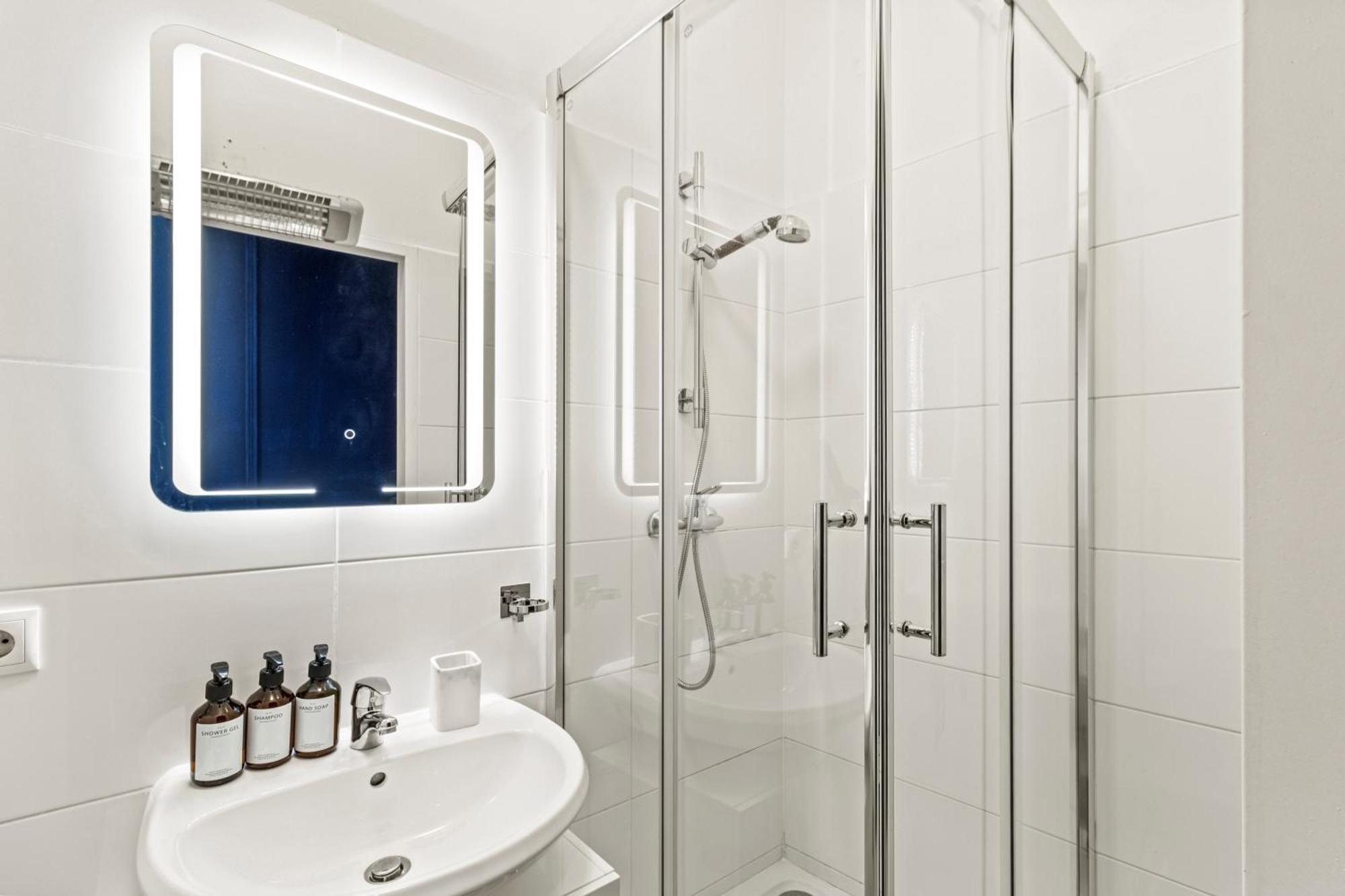 City Apartment - 2 Min To U1 Reumannplatz Vienna Esterno foto